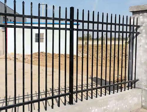 洛陽(yáng)鐵藝護(hù)欄廠